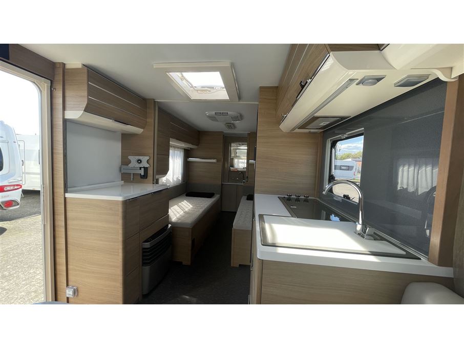 Adria Adora 572 UT